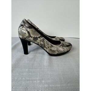 Clarks Collection Ambyr Joy Pumps Snakeskin Pattern High Heels Women’s‎ Size 5.5